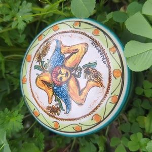 6/$60 Sicilian ceramic trinket dish with trinacria